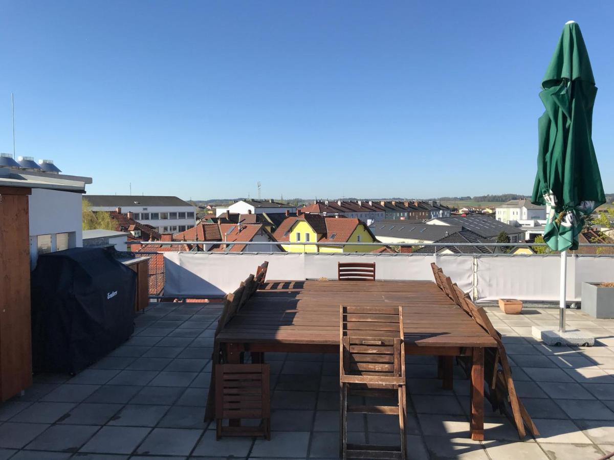 ויידהופן אן דר טהיה Penthouse Wohnung Am Radweg Mit Dachterasse מראה חיצוני תמונה