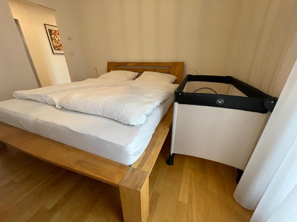 ויידהופן אן דר טהיה Penthouse Wohnung Am Radweg Mit Dachterasse מראה חיצוני תמונה